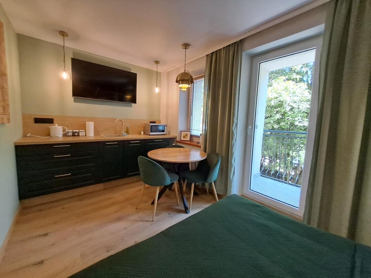 Dk Apartamenty Hotelove Giżycko Dış mekan fotoğraf